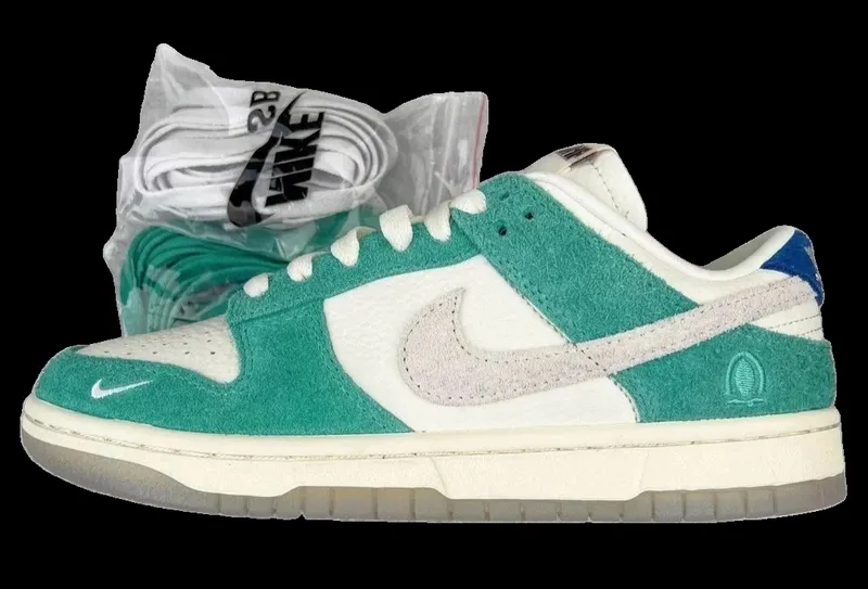 Nike Dunk Kasina "Road Sign"