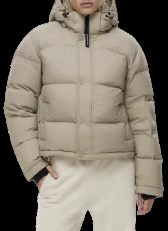 Aritzia Puffer Jacket
